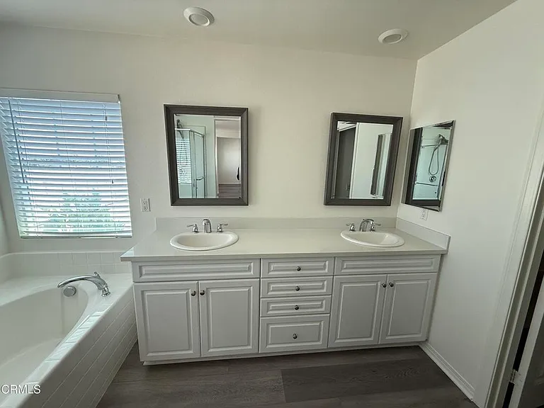 8305 Sunset Hills Pl — Photo 13