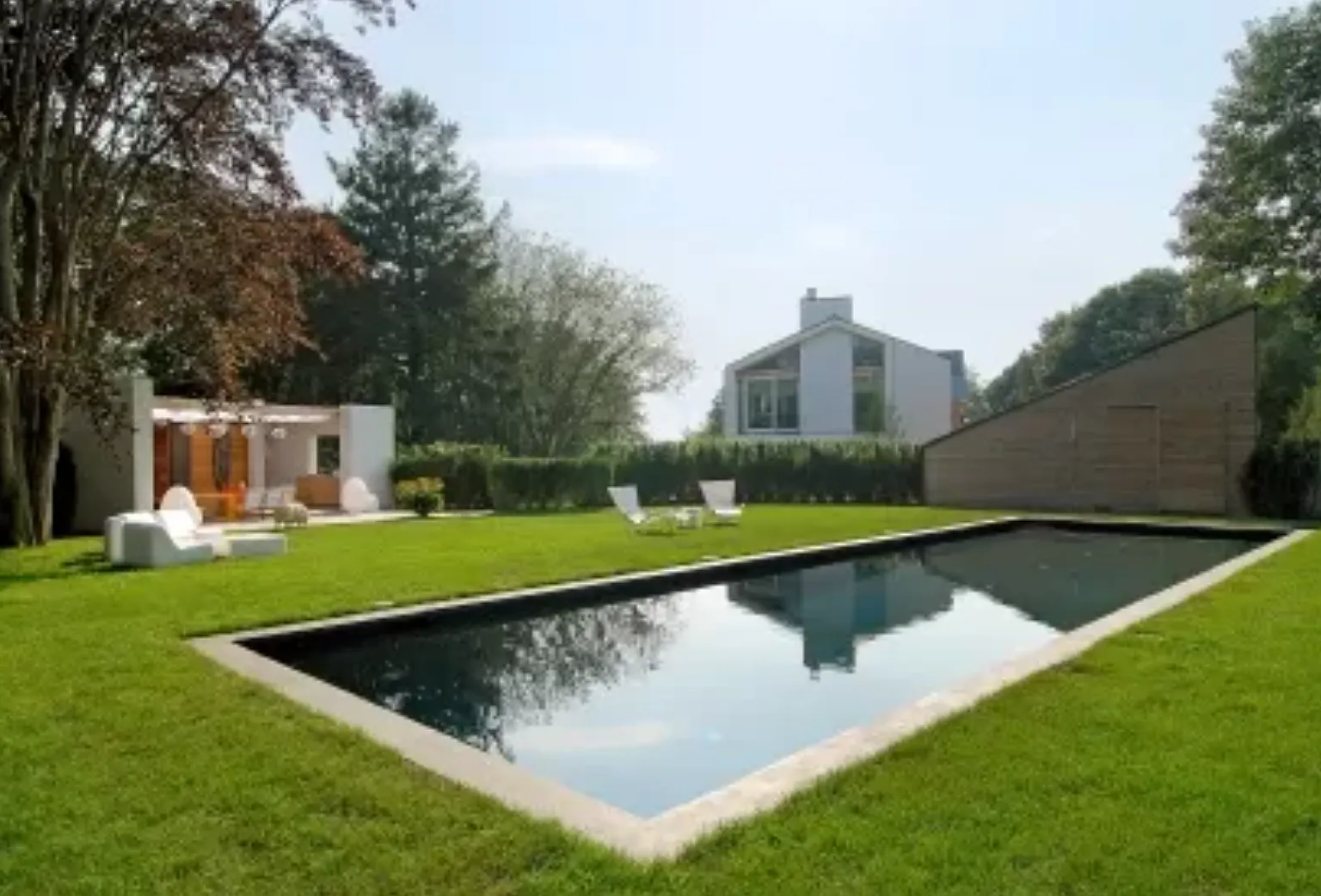 Spacious & Elegant in Sagaponack South — Photo 2