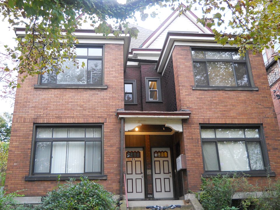 OUTSIDE (FRONT)_02232016