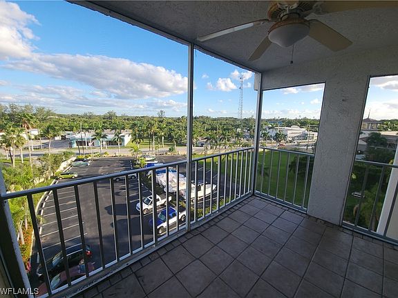 3rd image of 2885 Palm Beach Blvd #508