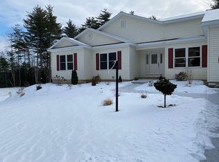 7 Mountain View Ln, Lake George, NY 12845