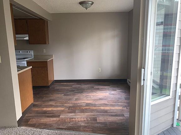 3rd image of 12423 NE 143rd St #F8a78d117