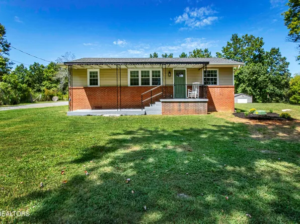 8213 Tazewell Pike, Corryton, TN 37721