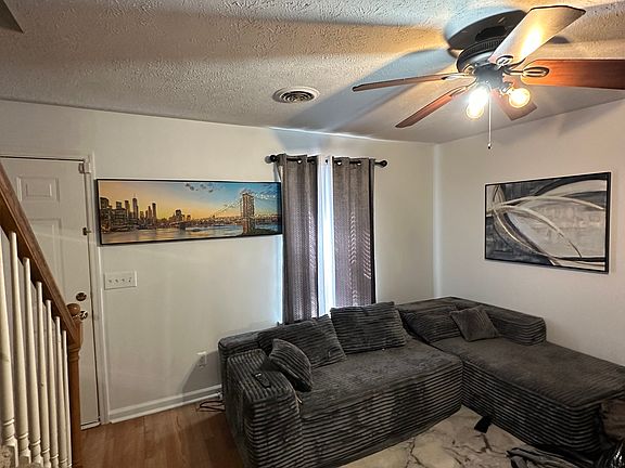 3rd image of 1451-1457 Benley St #1455