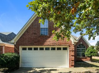 8207 Cross Point Dr, Olive Branch, MS 38654