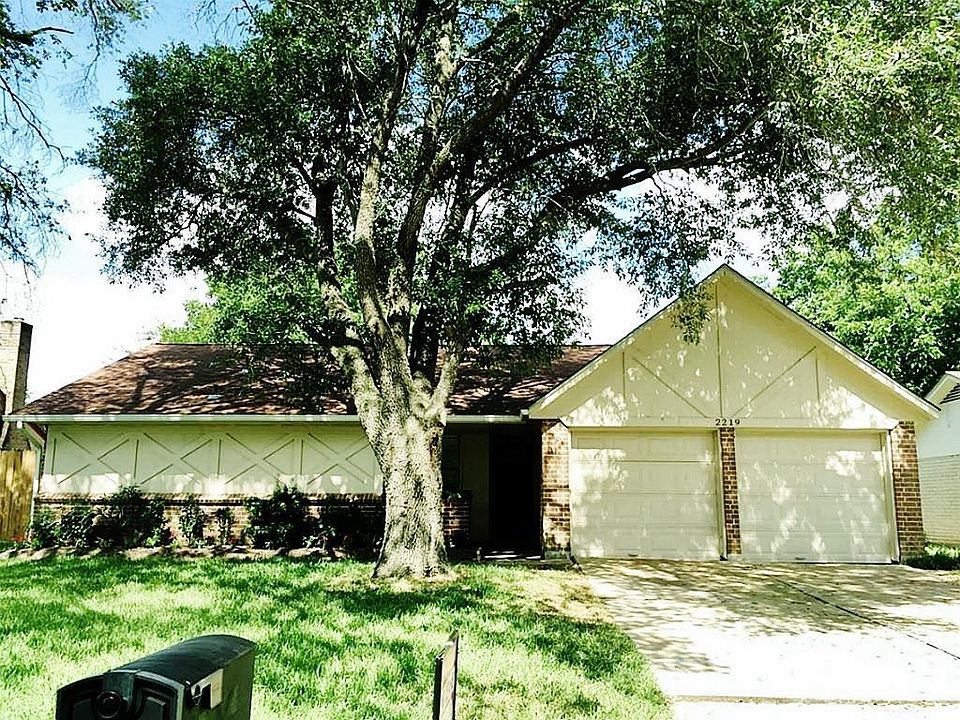 1st image of 2219 Blindlake Dr
