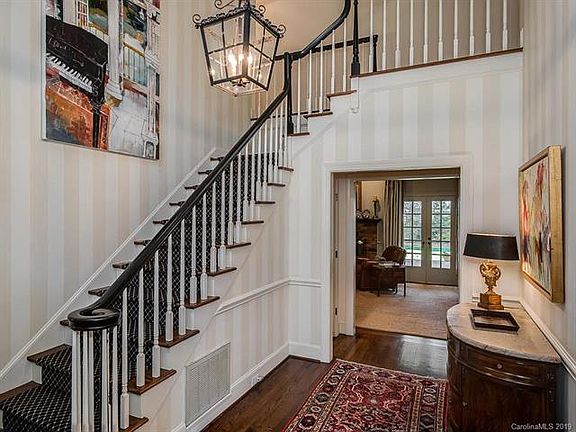 4th image of 2527 Lemon Tree Ln