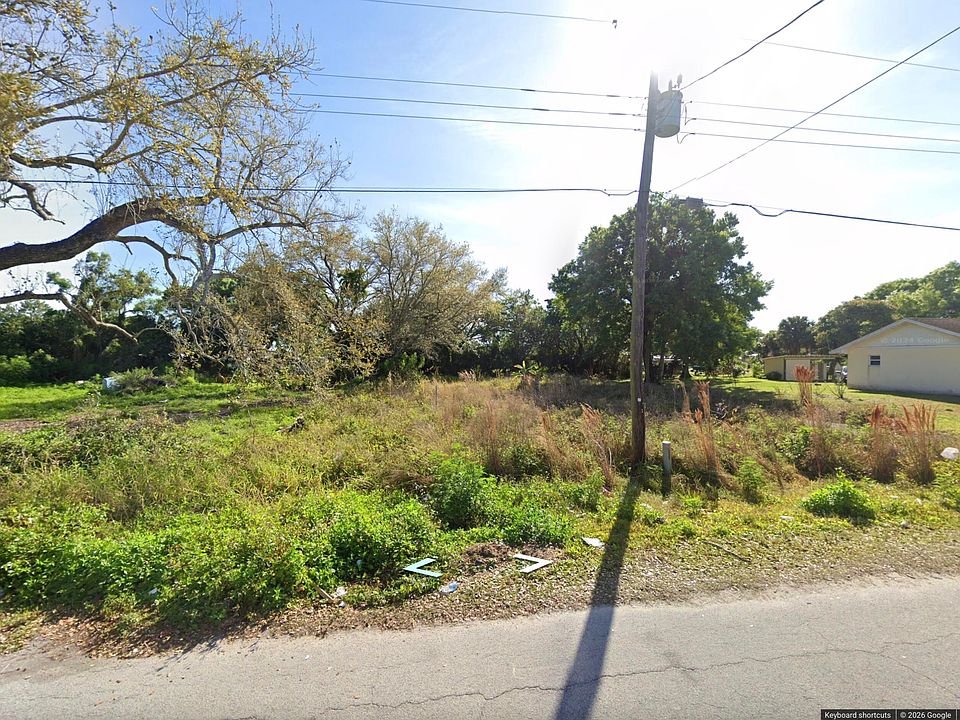 1st image of 1009 SW 15th Street NE