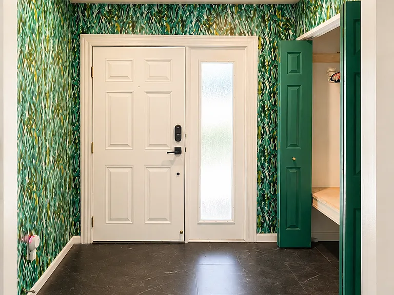 534 Sevilla Dr — Photo 10