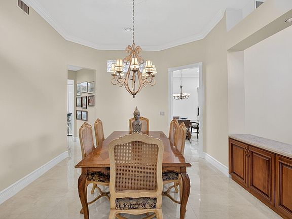4th image of 5413 Ascot Bend