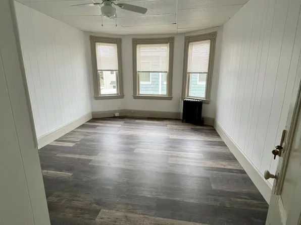 52-54 Bedford St, Waltham, MA 02453