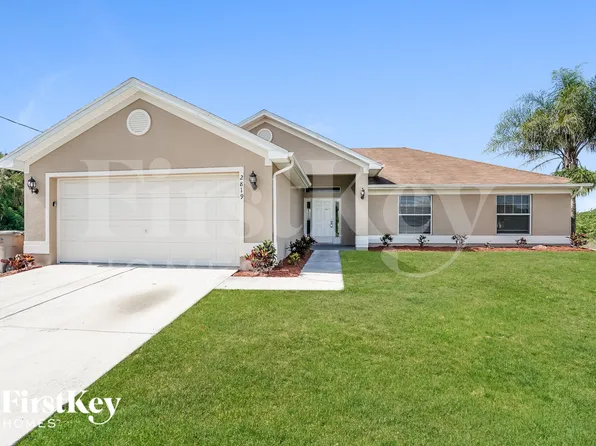 2819 34th St SW, Lehigh Acres, FL 33976