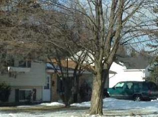 118 N Rosedale Ave, Aurora, IL 60506