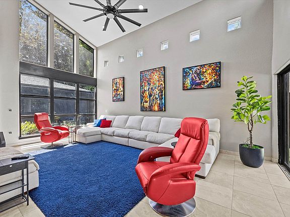 5th image of 2107 Companero Ave