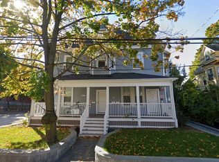 10 Harris St #2, Brookline, MA 02446