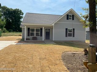633 Clary St, Thomson, GA 30824