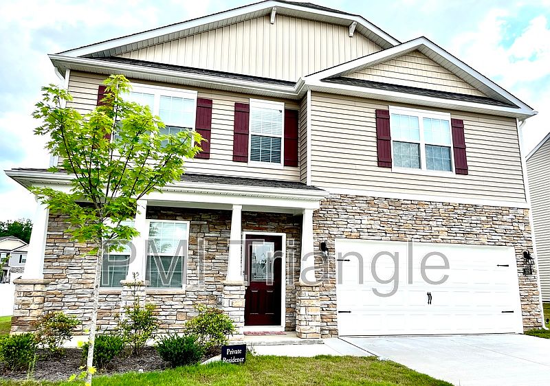 1st image of 229 Winterberry Way