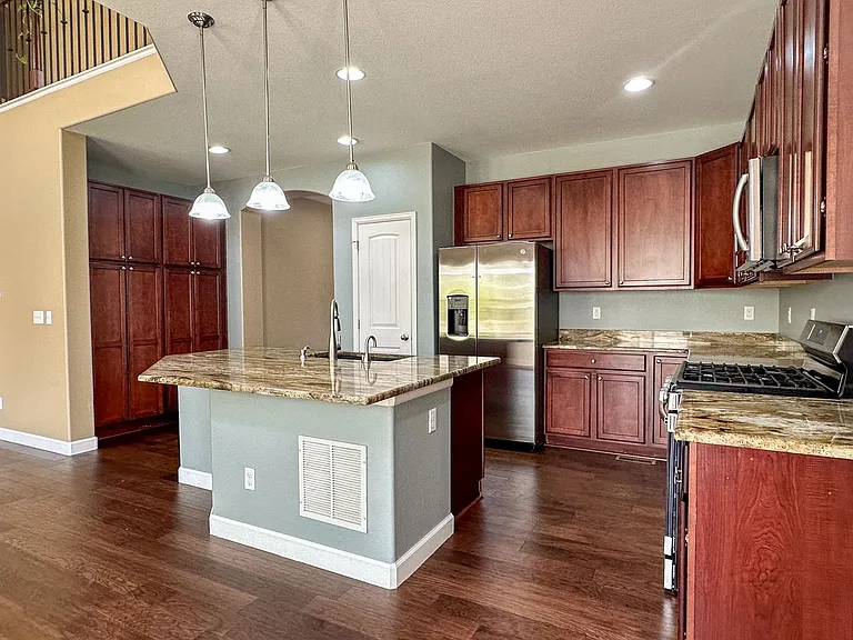 12183 Coral Burst Ln — Photo 10