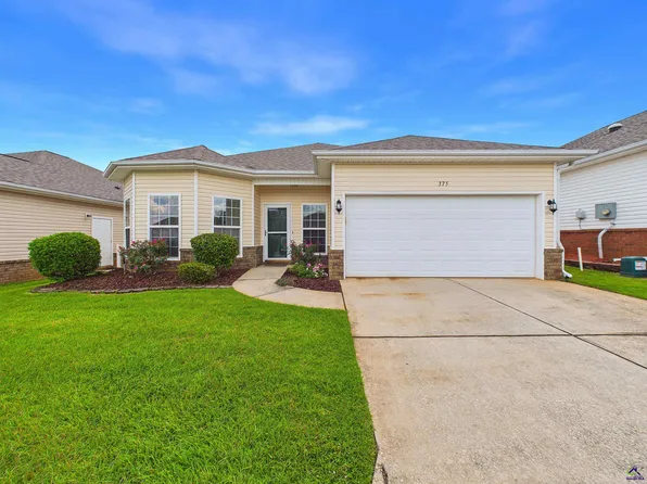 375 Spyglass Hill Dr, Perry, GA 31069