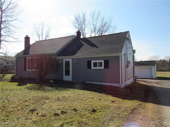 11050 Auburn Rd, Chardon, OH 44024