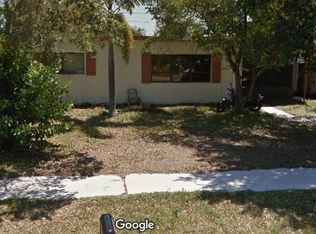 11752 Balsam Dr, Royal Palm Beach, FL 33411
