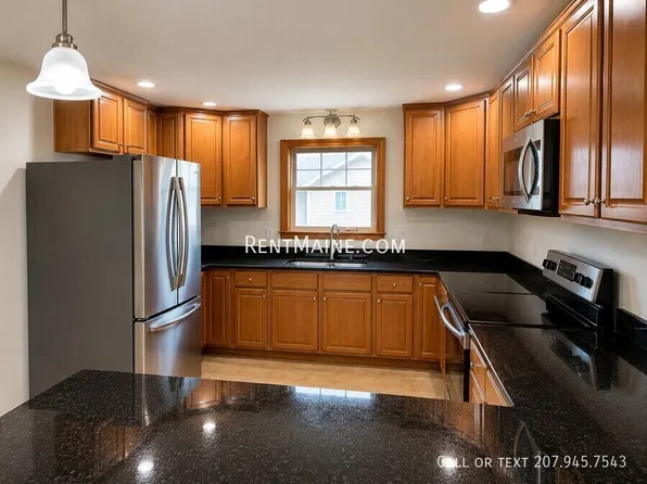 2292 Carmel Rd N APT 9, Hampden, ME 04444