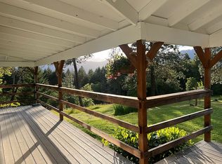 775 Sunrise Ln, Roseburg, OR