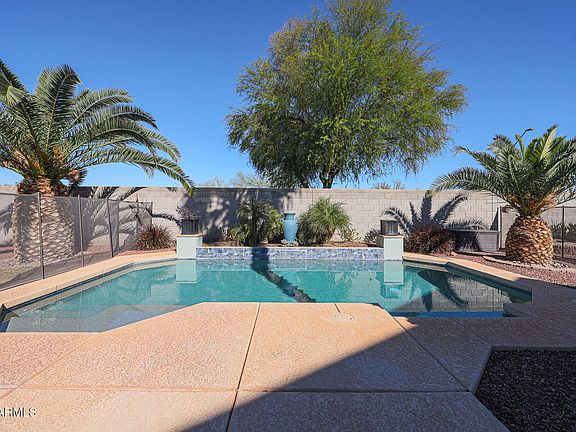 4th image of 30854 W WELDON Avenue