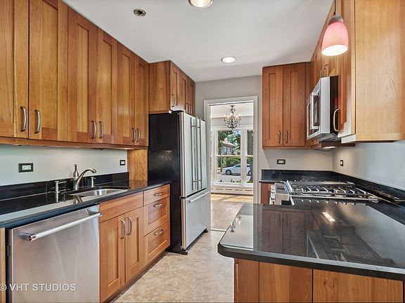 5th image of 7508 Karlov Ave