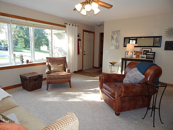 4th image of 3426 Valley Woods Dr