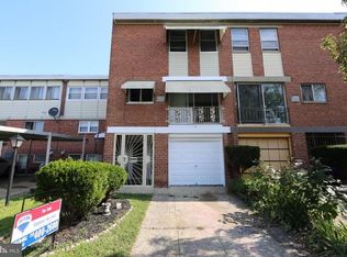 3027 S 68th St, Philadelphia, PA 19142