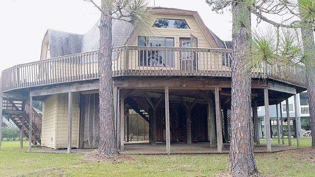 1st image of 134 Dogwood Ln
