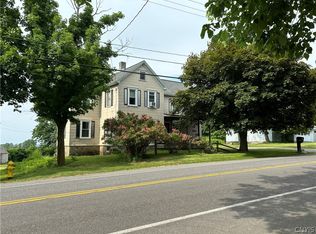 3015 Howlett Hill Rd, Camillus, NY 13031