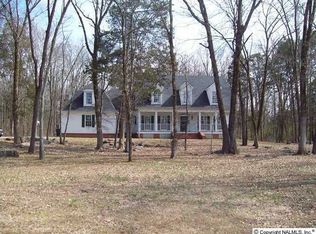 27 Ashwood Dr SE, Decatur, AL 35603