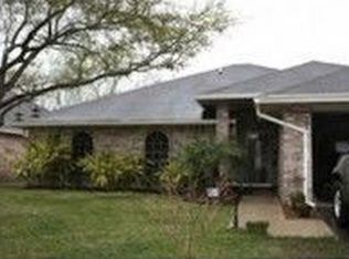 7014 Sun Wood Dr, Corpus Christi, TX 78413