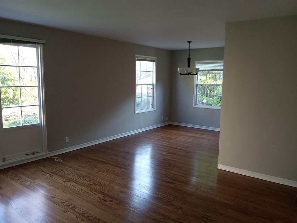 2nd image of 1157 Broadway #A