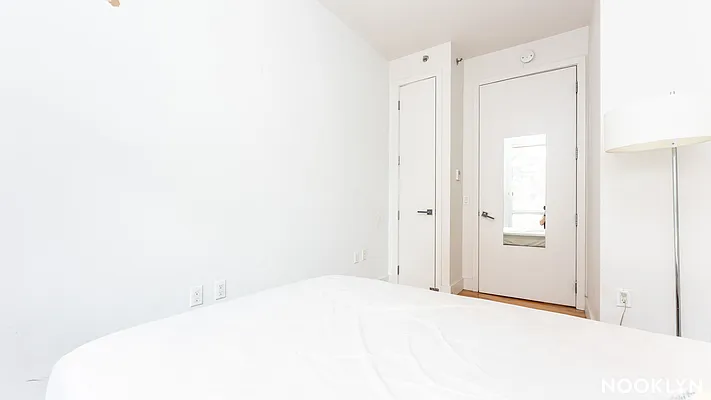 Rented by Nooklyn NYC LLC | media 10