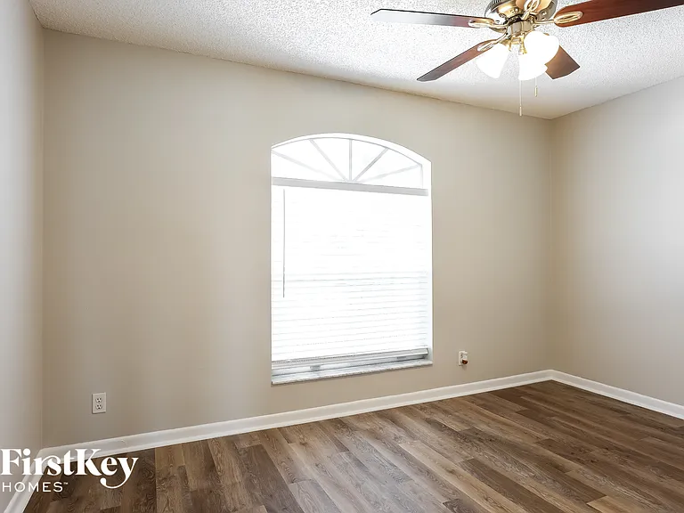 3202 W Buena Vista Dr — Photo 7