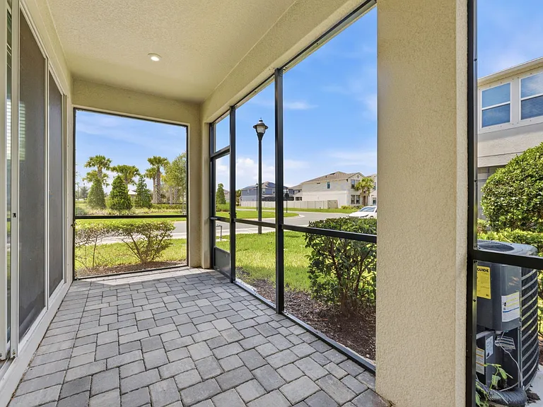2587 Everglade Way — Photo 34