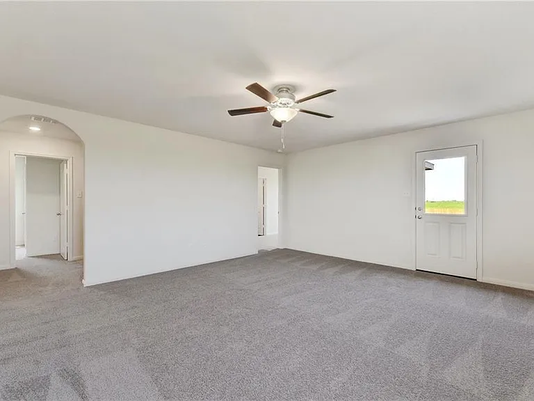 133 Dupont Pass — Photo 9