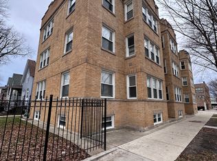3335 W Byron St APT G, Chicago, IL 60618