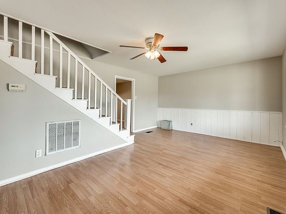 2nd image of 1524 Beverly St