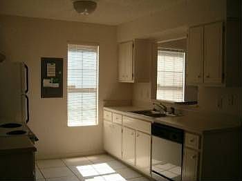 2nd image of 4132 Mission Trace Blvd