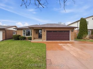 6387 Riall St, Niagara Falls, ON L2J 1Z4