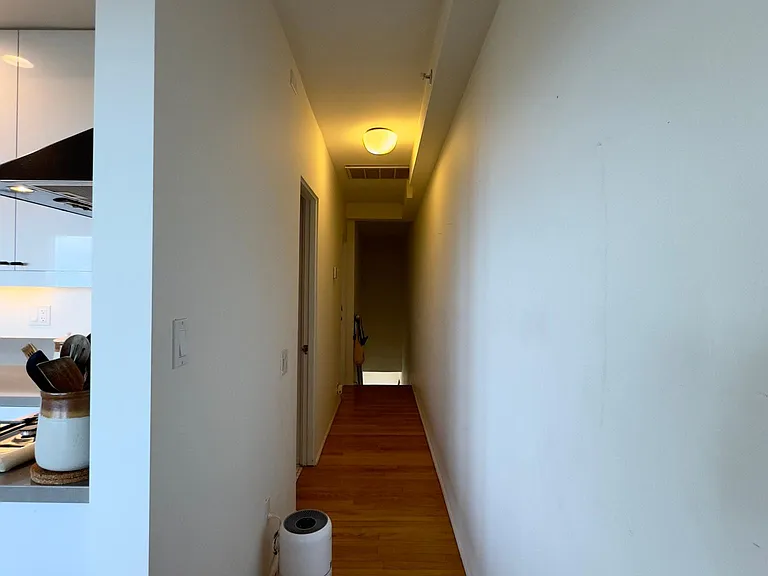 8966 Crescent Dr #8968 — Photo 12