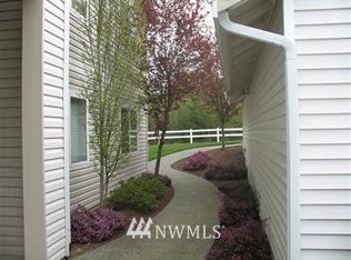 8921 1st St NE #H-204, Everett, WA 98205
