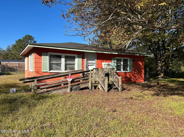 49 S 12th Street, Bolton, NC 28423