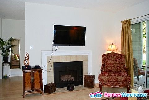 4th image of 20283 Beechwood Ter Unit 102