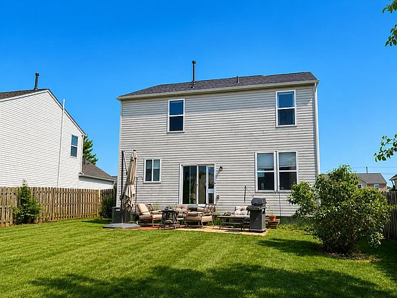 2nd image of 7267 Essex Dr