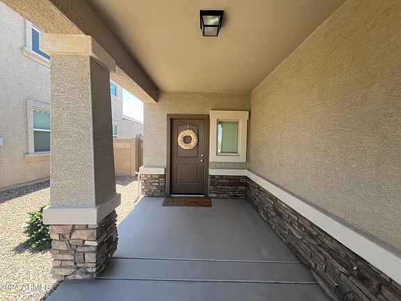 3rd image of 30923 W AMELIA Avenue